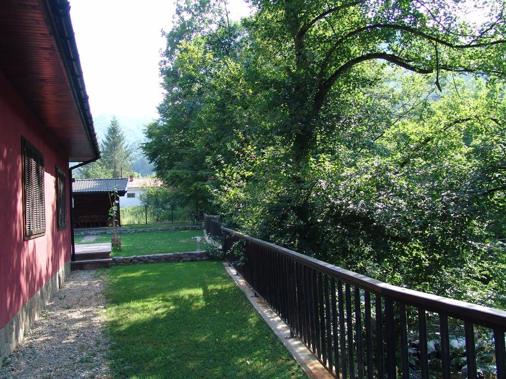 Boyana Vacation Houses Cherni Vit Room photo